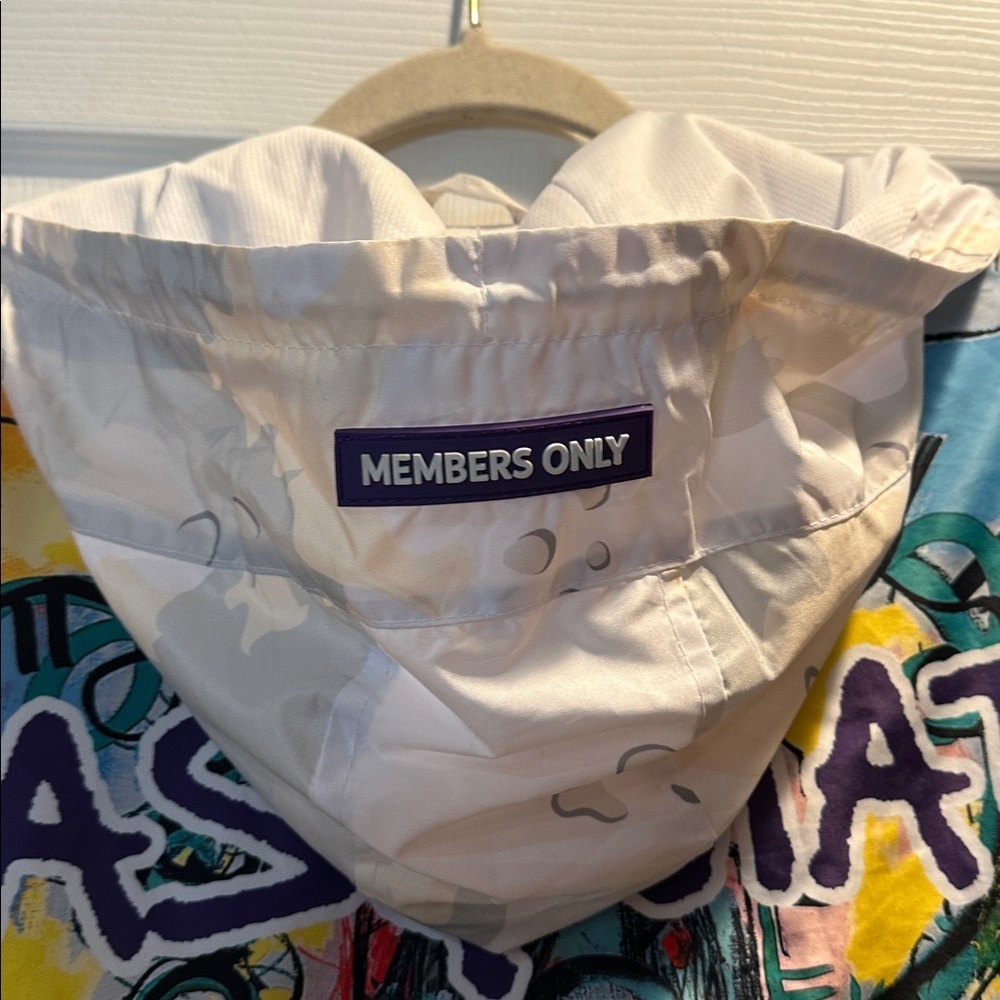 Members Only x Basquiat Hooded Nylon Pullover Windbreaker Jacket M - Picture 11 of 12
